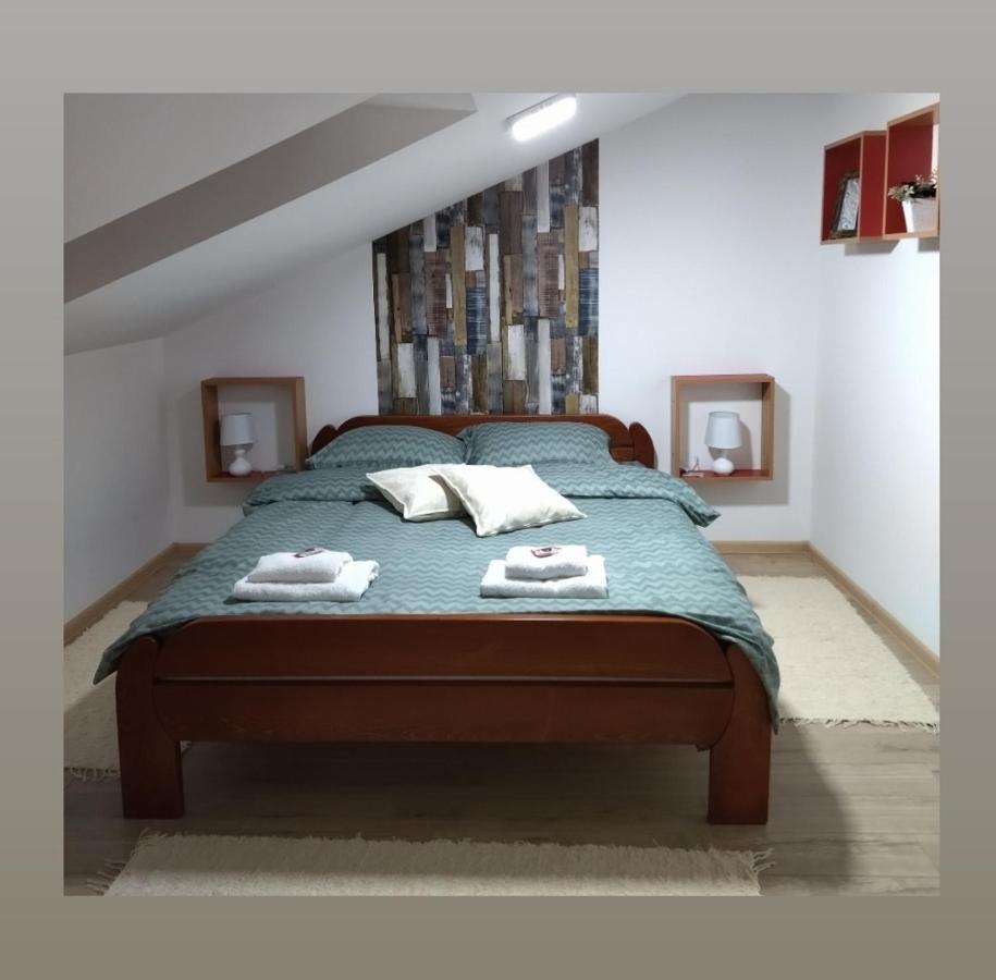 Apartmani S - Dsn Kraljevo Esterno foto