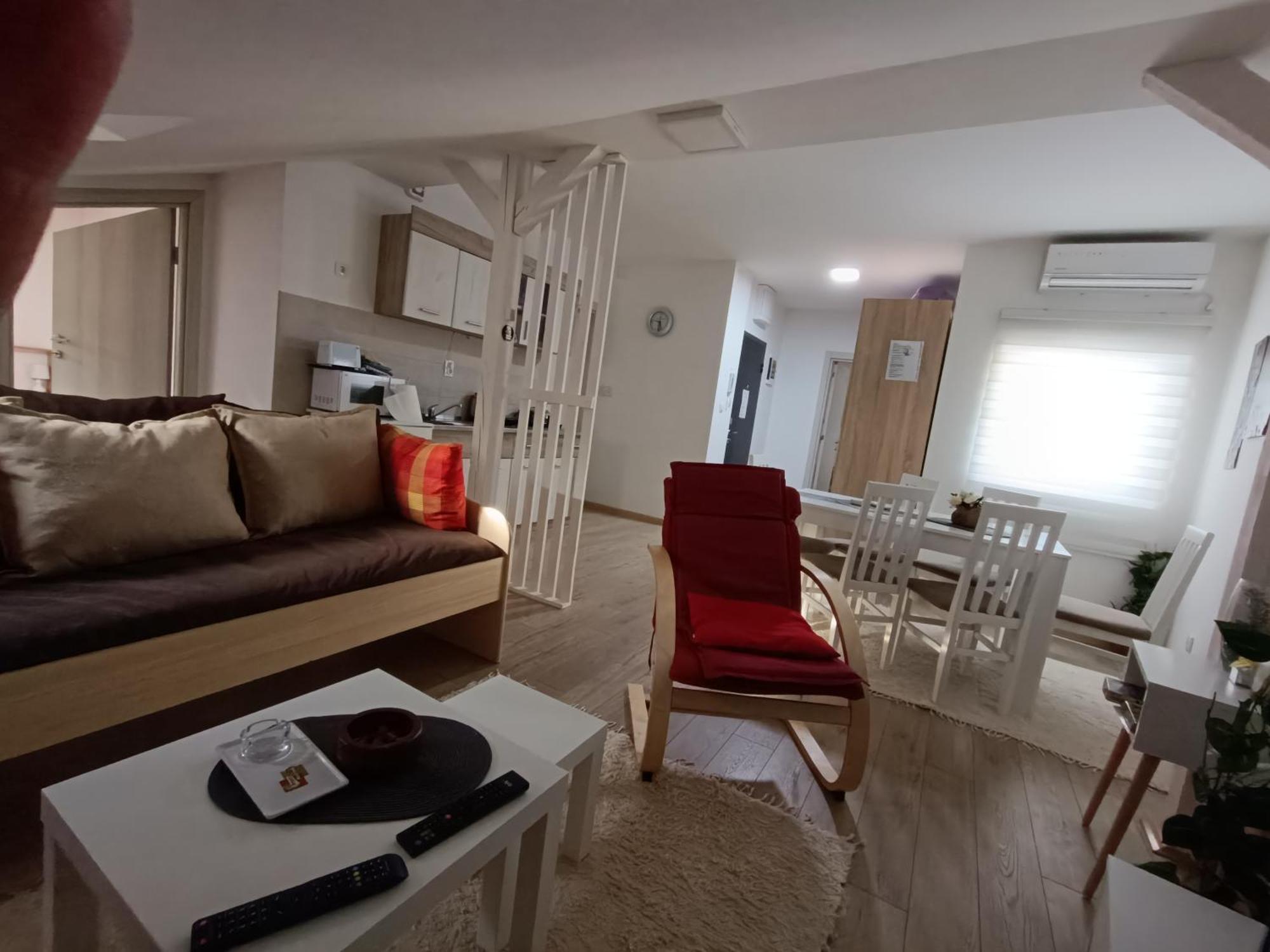 Apartmani S - Dsn Kraljevo Camera foto